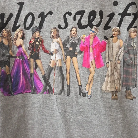 Taylor Swift The Eras Tee Shirt ❤️ Size Large - Picture 2 of 4